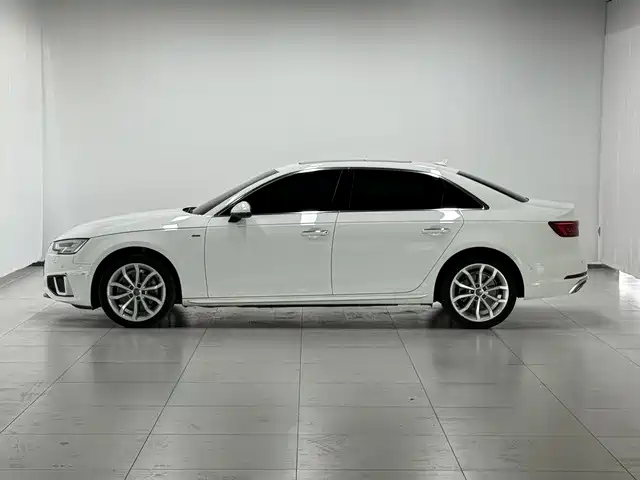 Audi A4L 2019