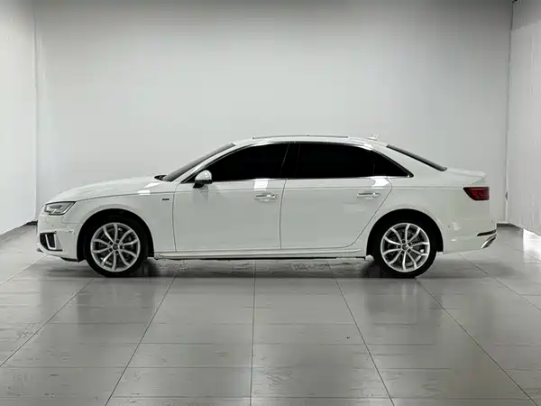 Audi A4L 2019