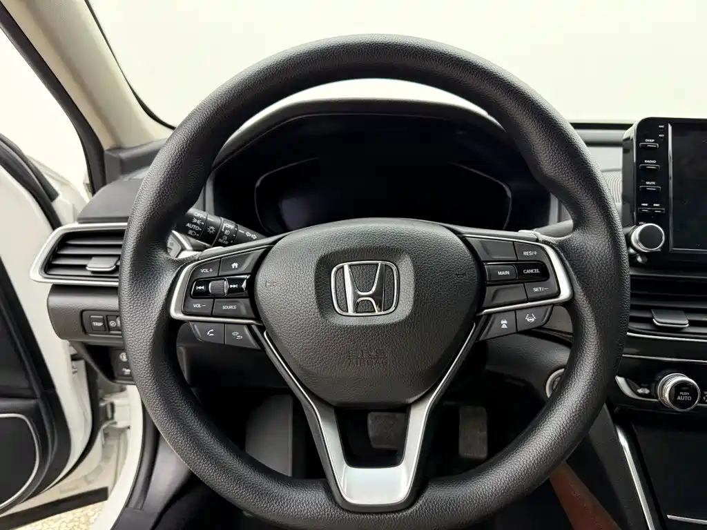 Honda Inspire 2021 — фото 8