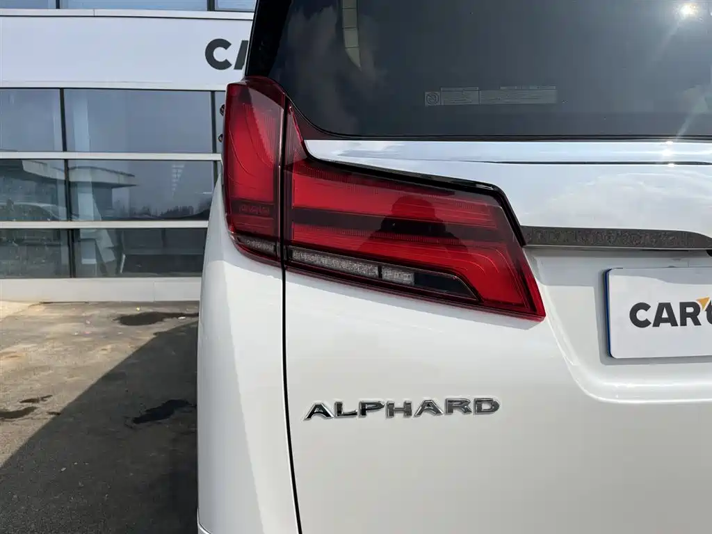 Toyota Alphard 2016 — фото 7