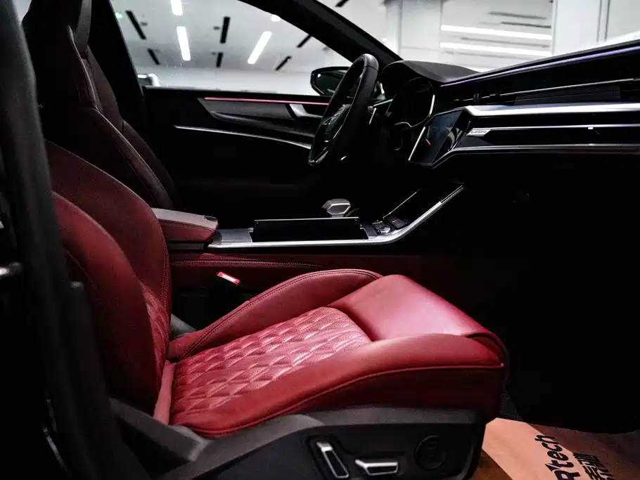 Audi A7L 2025 — фото 18