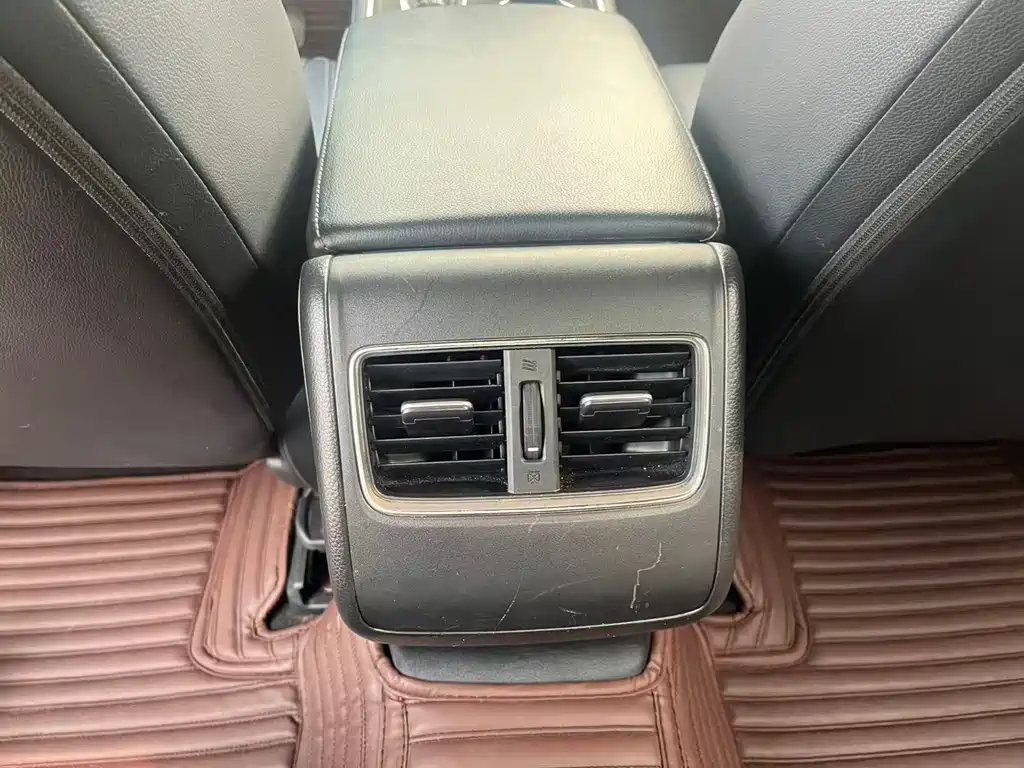 Honda Accord 2019 — фото 12
