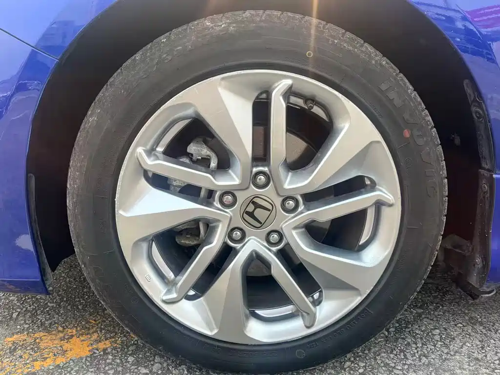 Honda Accord 2019 — фото 15