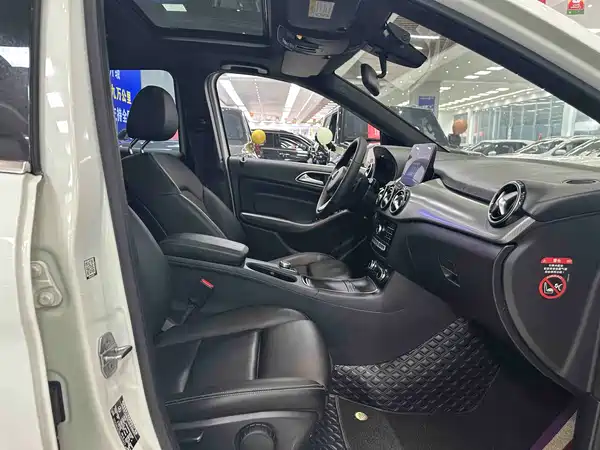 Mercedes-Benz B-Class 2018