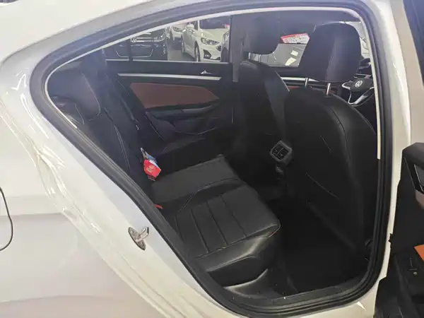 Volkswagen Bora 2023