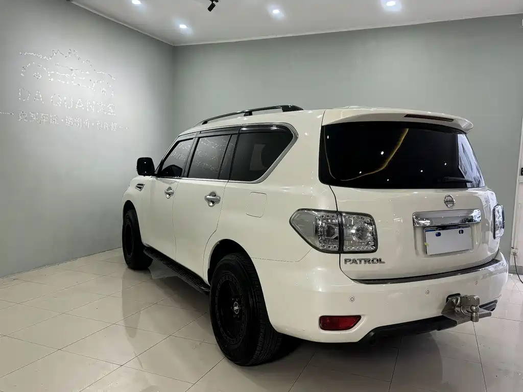 Nissan Patrol 2019 — фото 15
