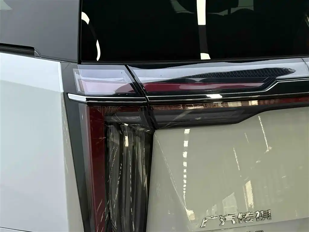 GAC Motor Trumpchi M8 2025 — фото 8