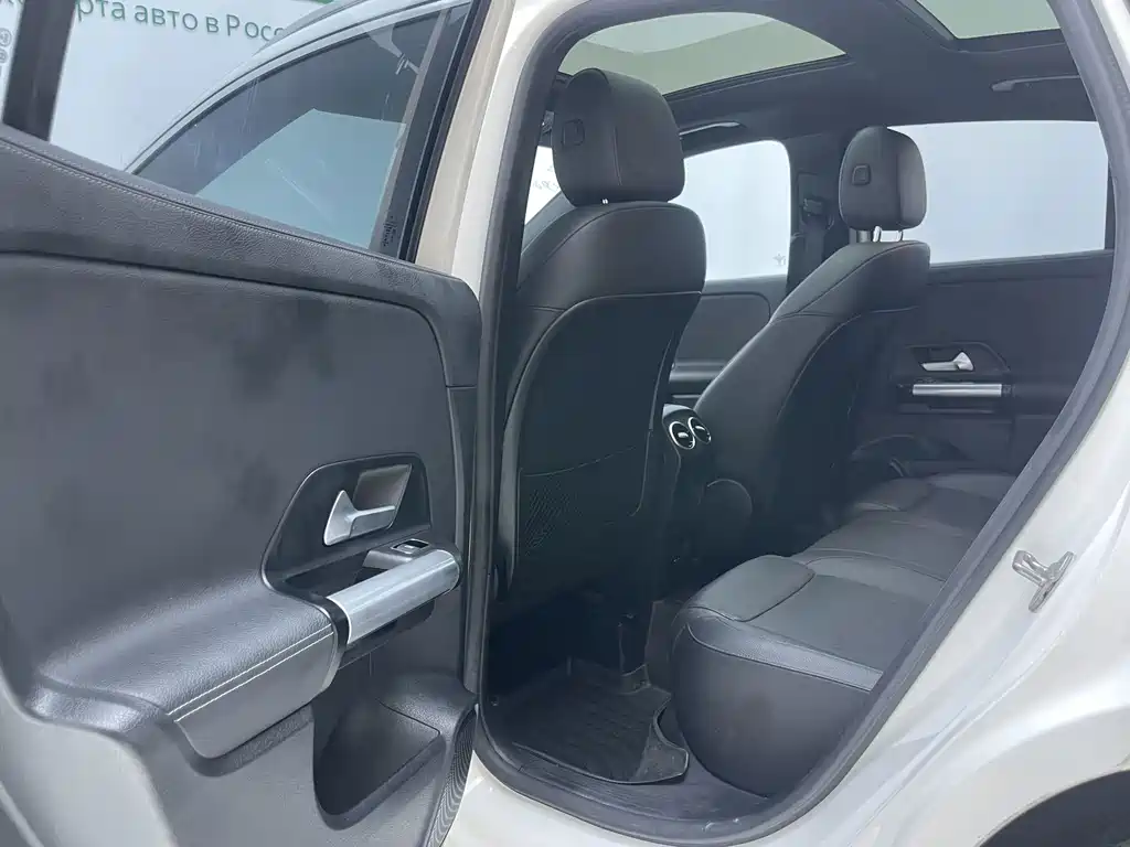 Mercedes-Benz GLA 2021 — фото 11
