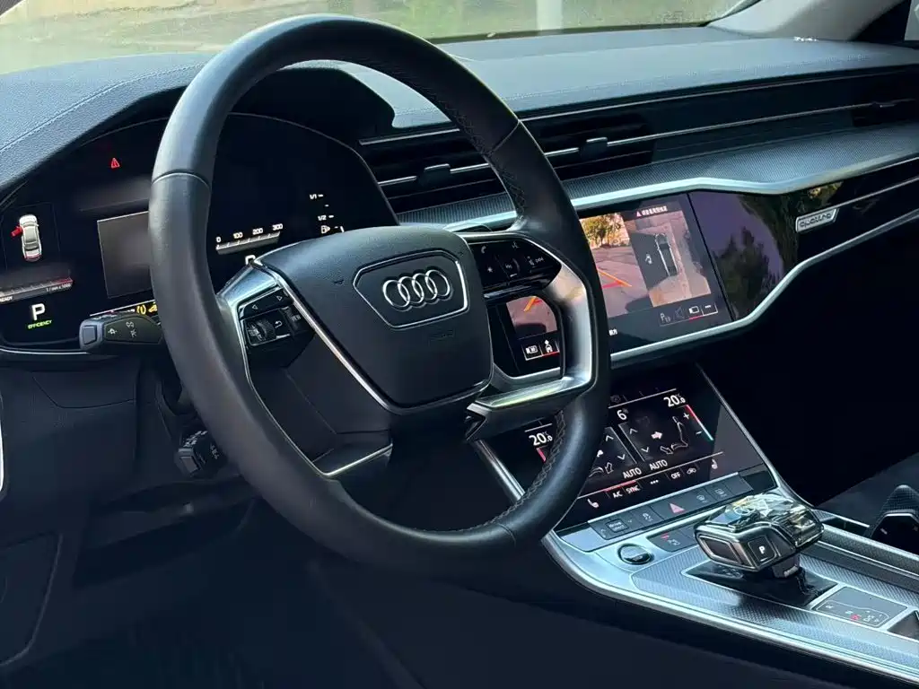 Audi A7L 2024 — фото 9