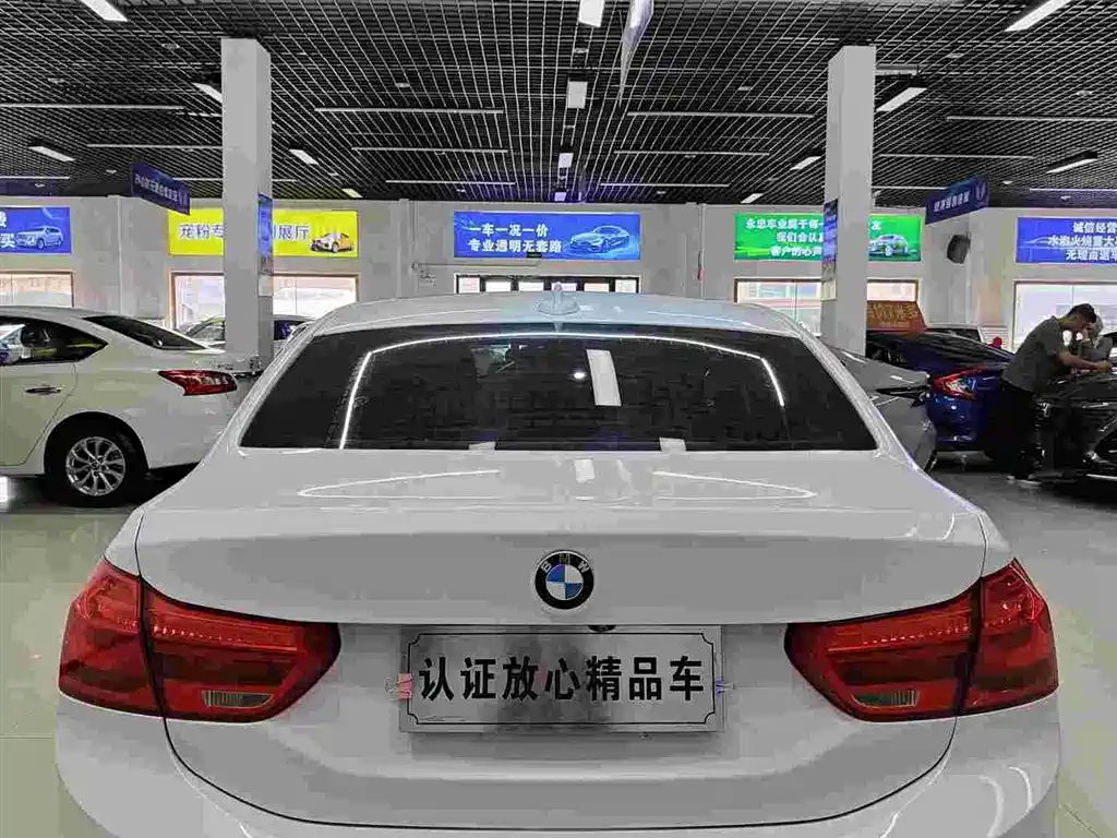 BMW 1 Series 2017 — фото 6