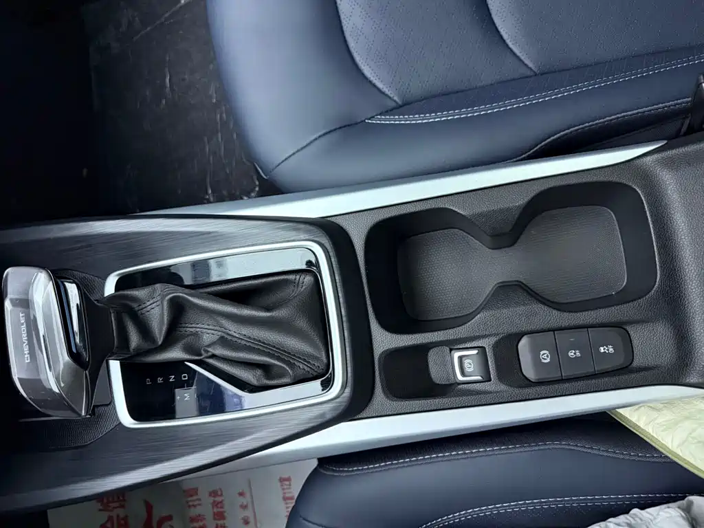 Chevrolet Cruze 2023 — фото 15
