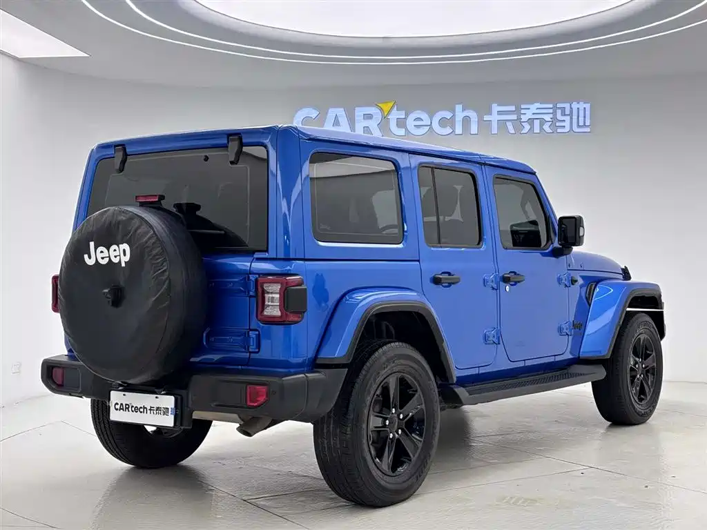 Jeep Wrangler 2023 — фото 5