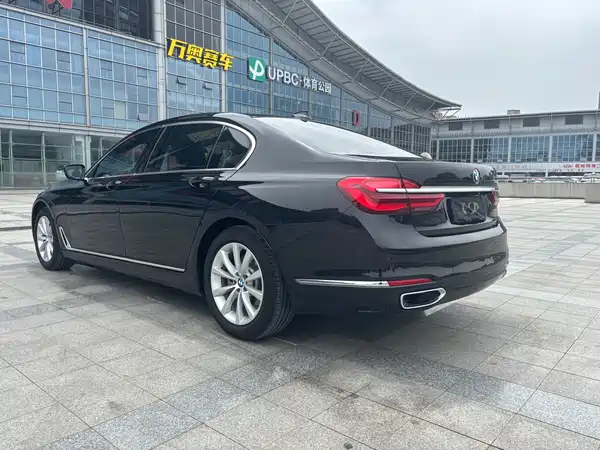 BMW 7 Series 2016