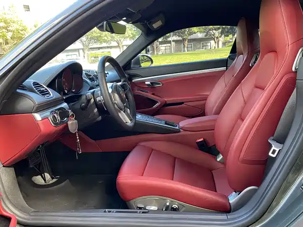 Porsche 718 2021