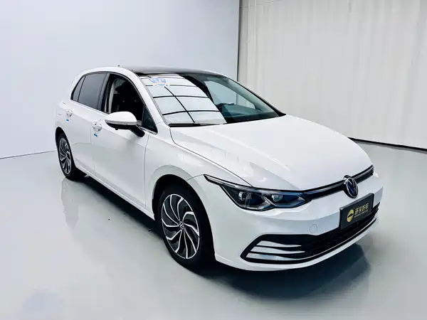 Volkswagen Golf 2023