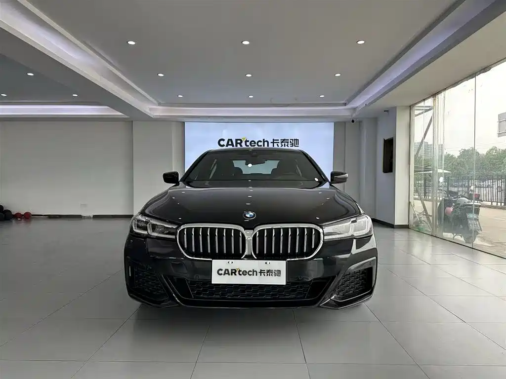 BMW 5 Series 2022
