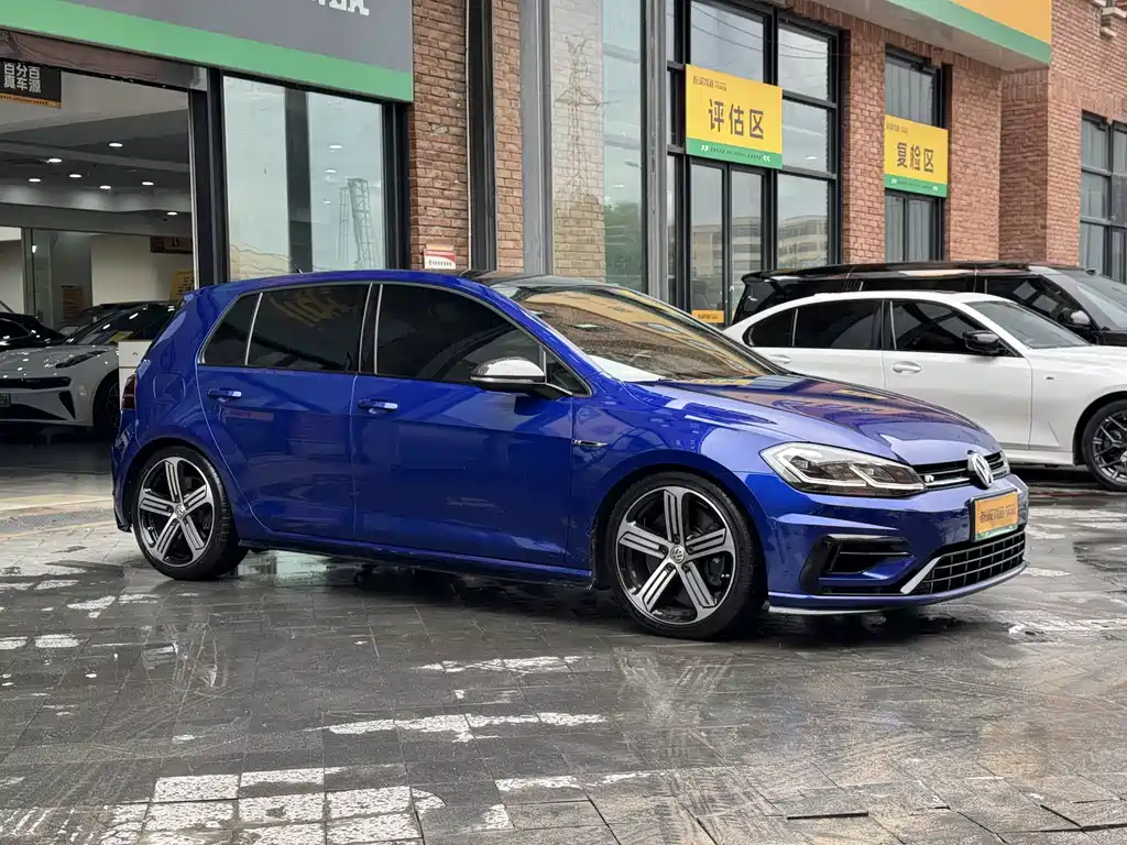 Volkswagen Golf 2020