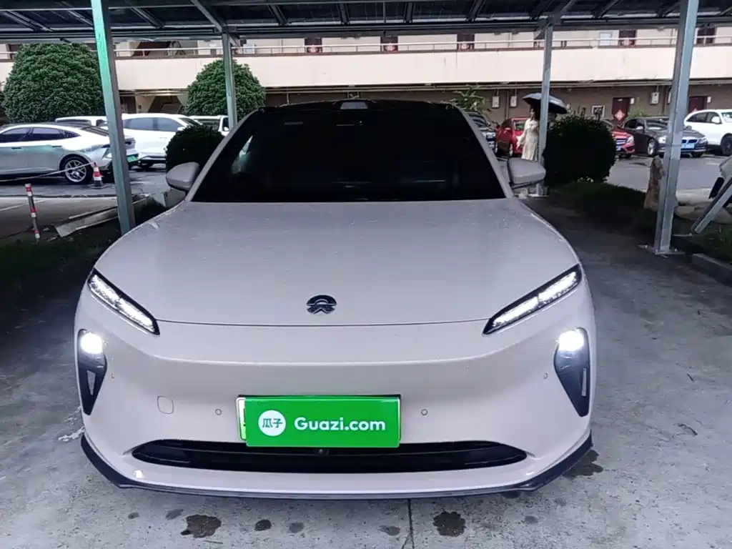 NIO ET5 2025