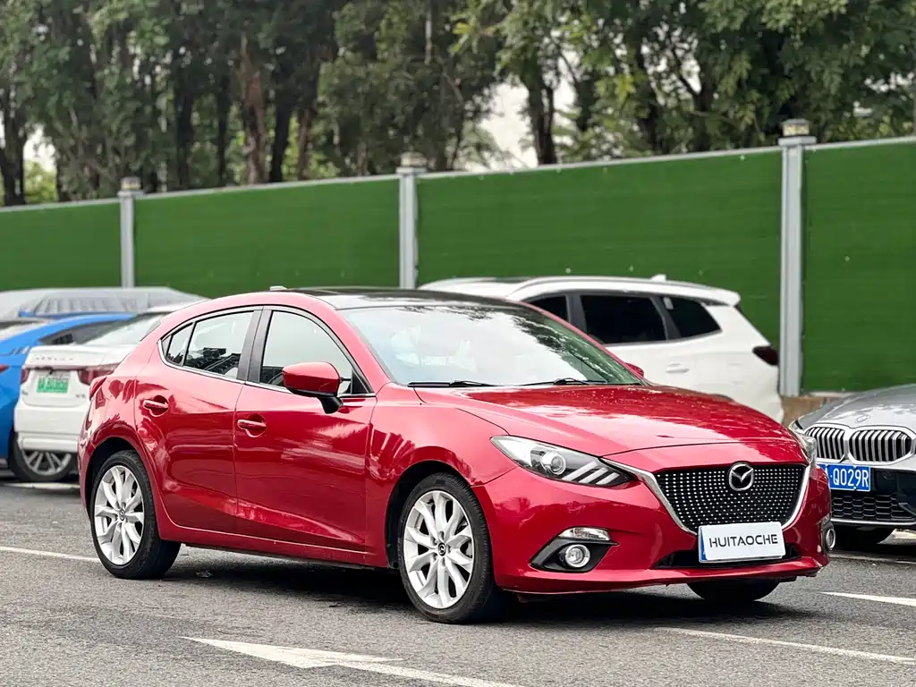 Mazda 3 Axela 2016 — фото 3