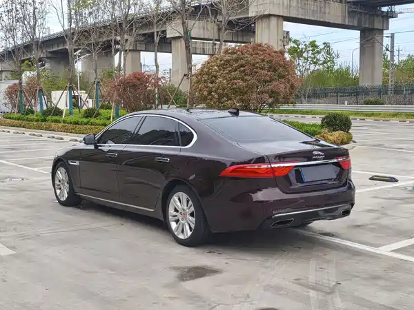 Jaguar XFL 2017