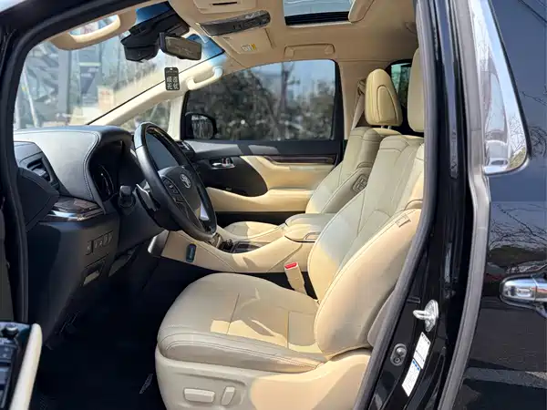 Toyota Alphard 2022
