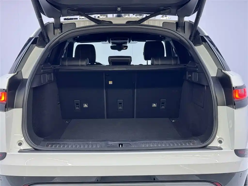Land Rover Range Rover Velar 2021 — фото 4