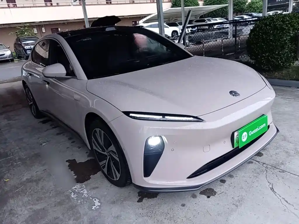 NIO ET5 2025