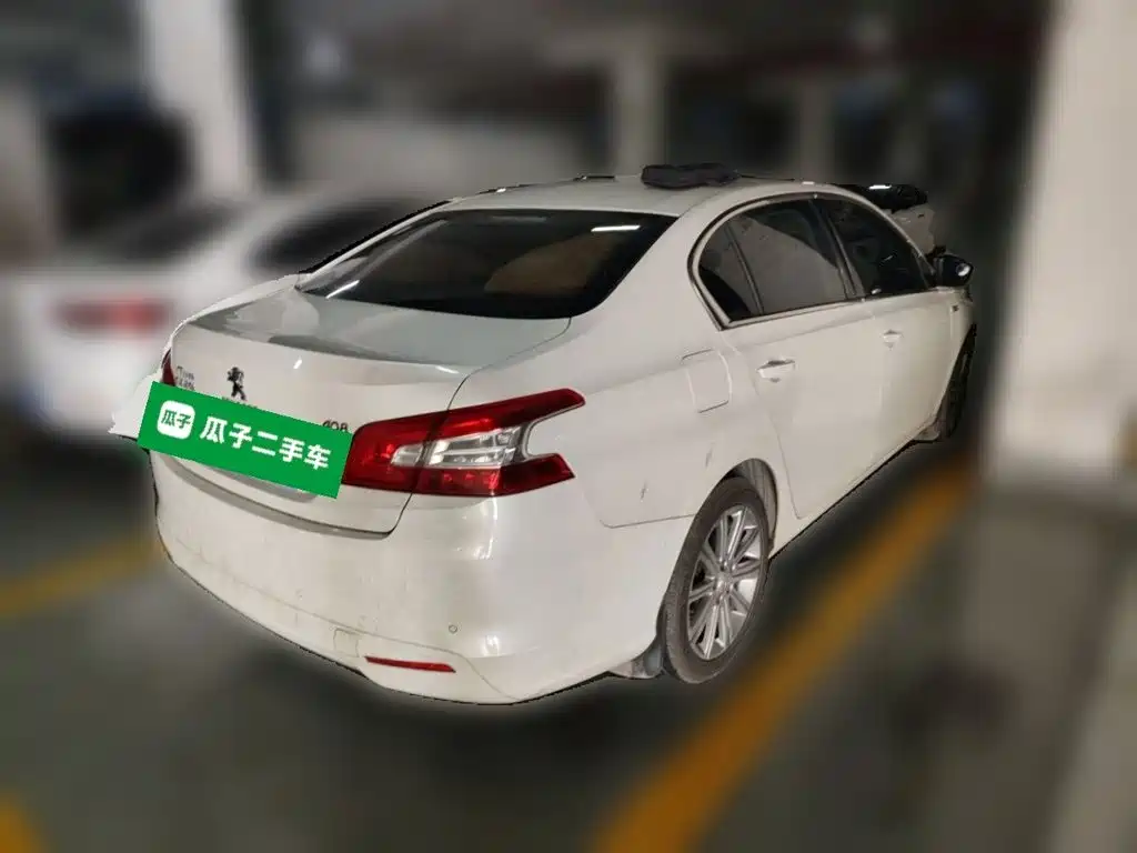 Peugeot 408 2015