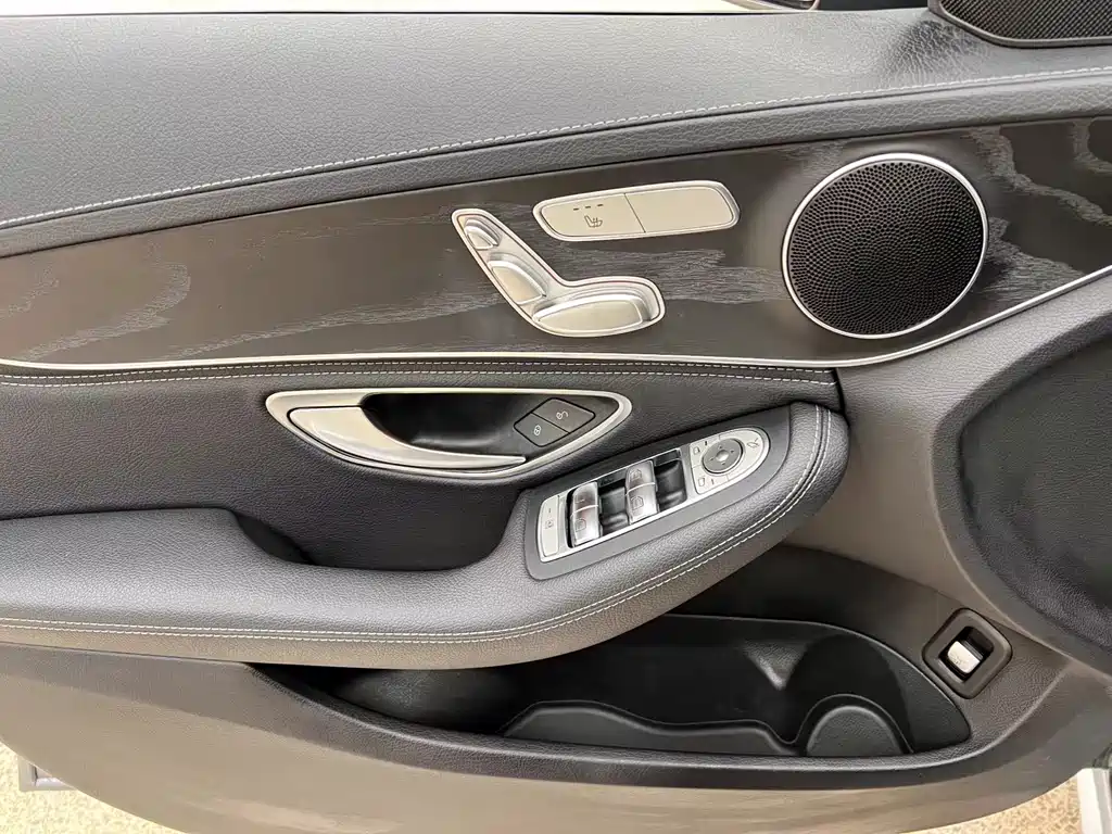 Mercedes-Benz C-Class 2018 — фото 11