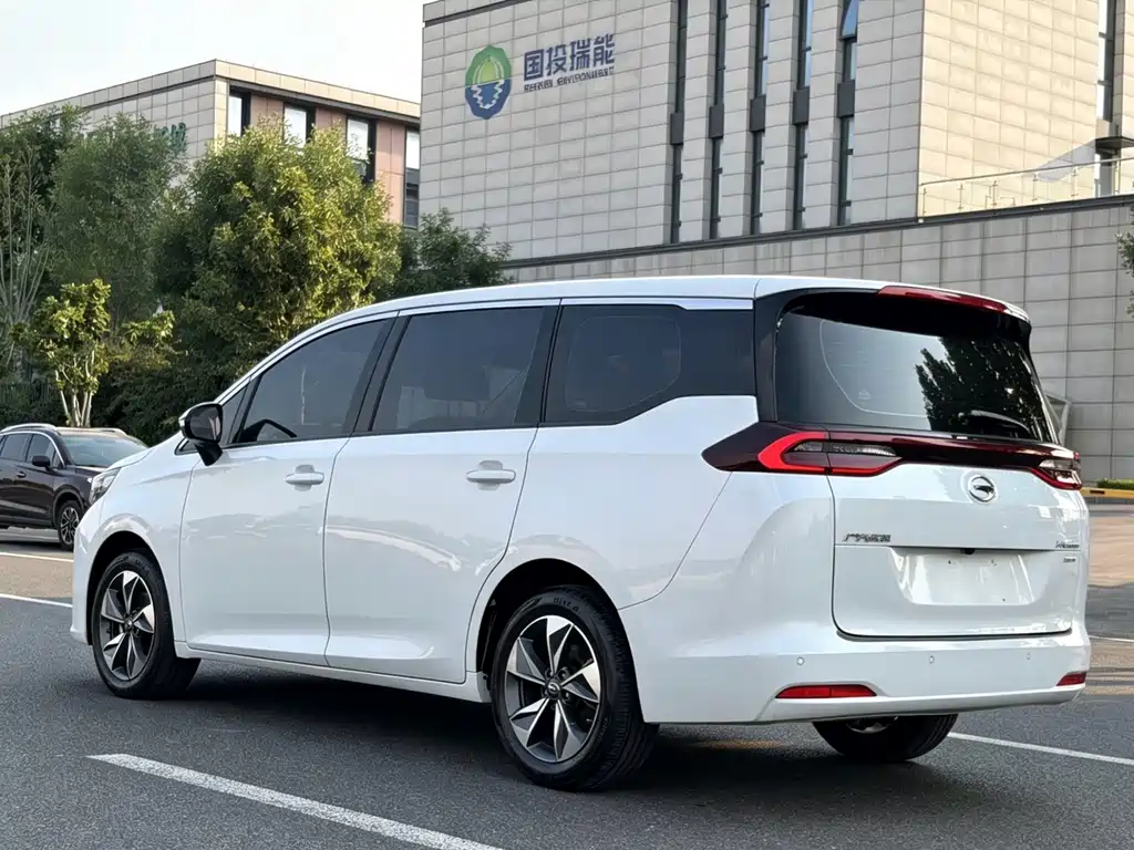 GAC Trumpchi M6 2024 — фото 9