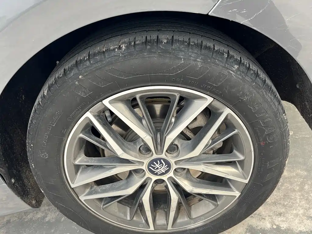 BYD Qin PLUS 2021 — фото 11