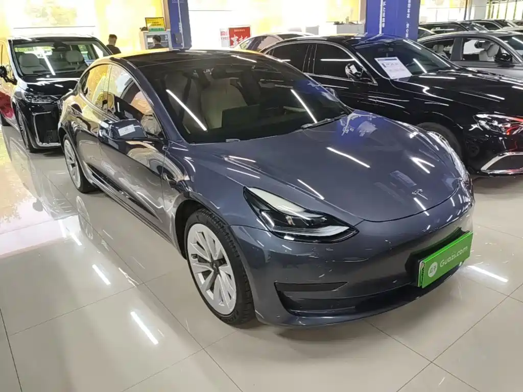Tesla Model 3 2023 — фото 4