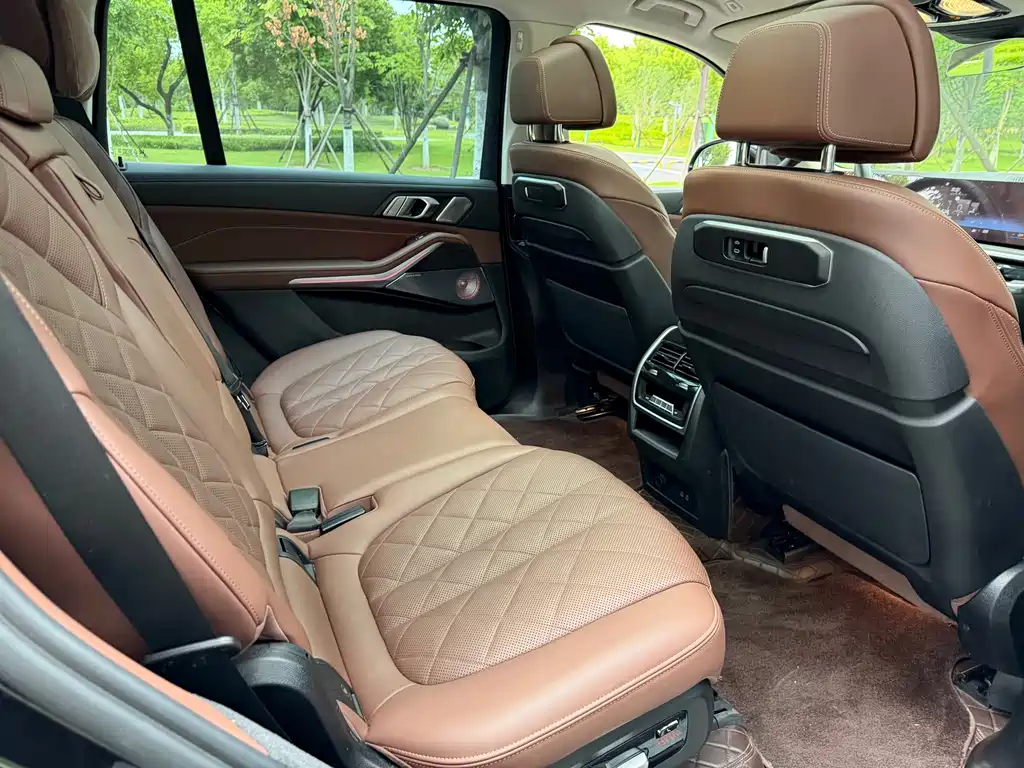 BMW X7 2023 — фото 11