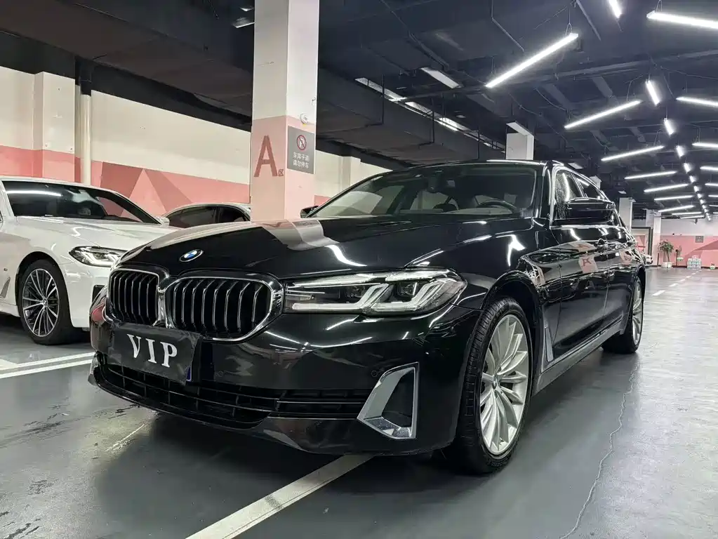 BMW 5 Series 2021
