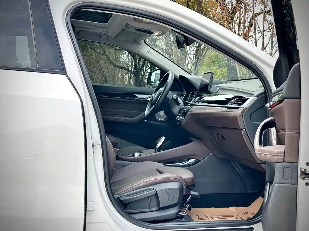 BMW X2 2022 — фото 10