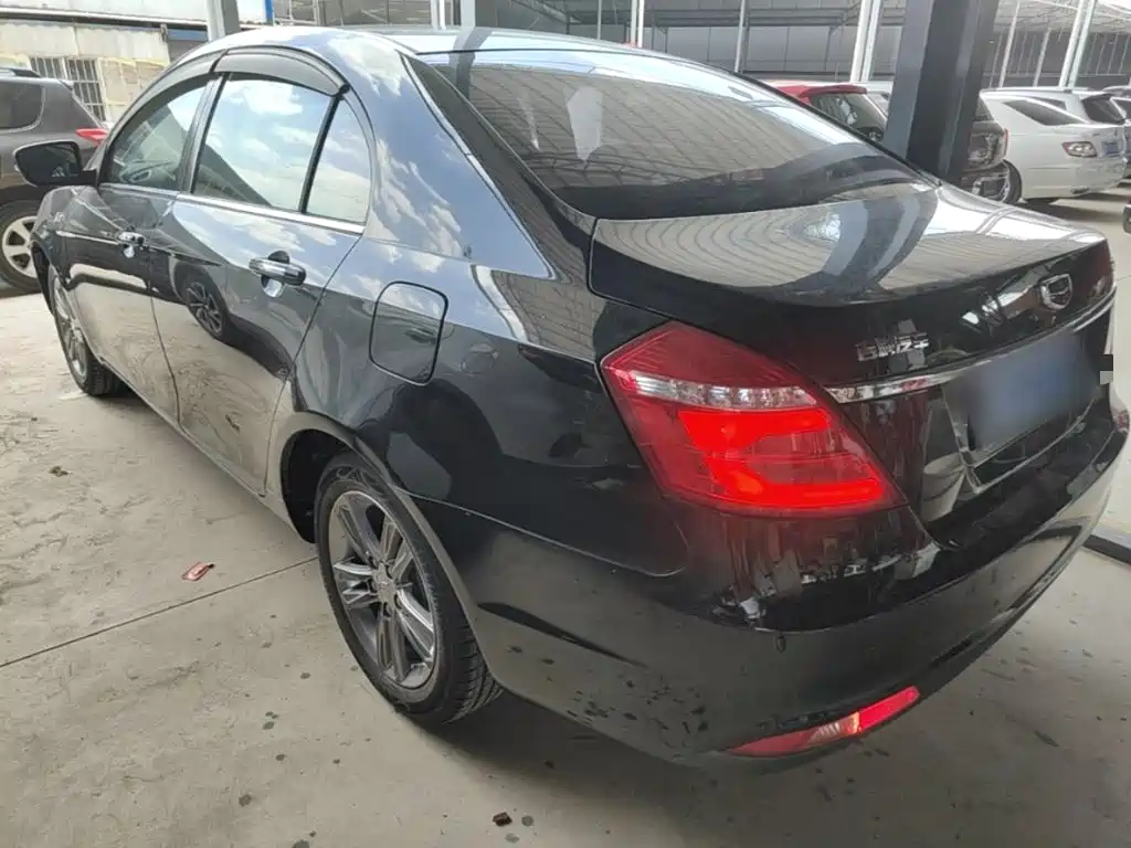 Geely Emgrand 2017