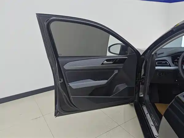 Volkswagen Lavida 2024
