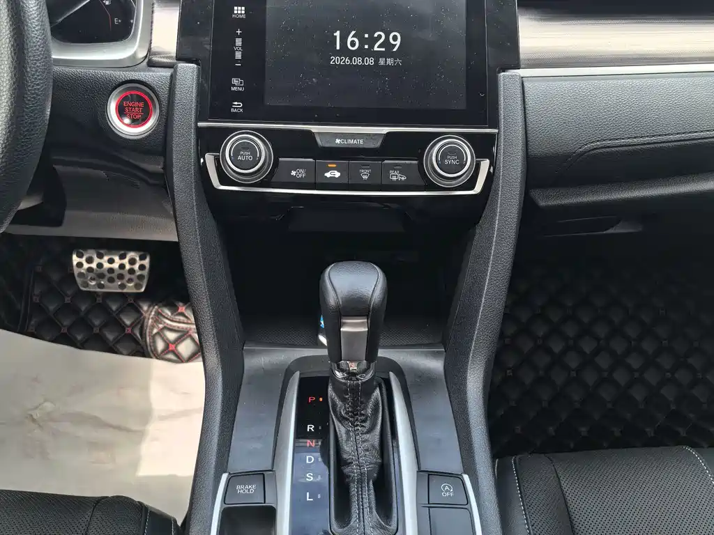 Honda Civic 2019 — фото 11