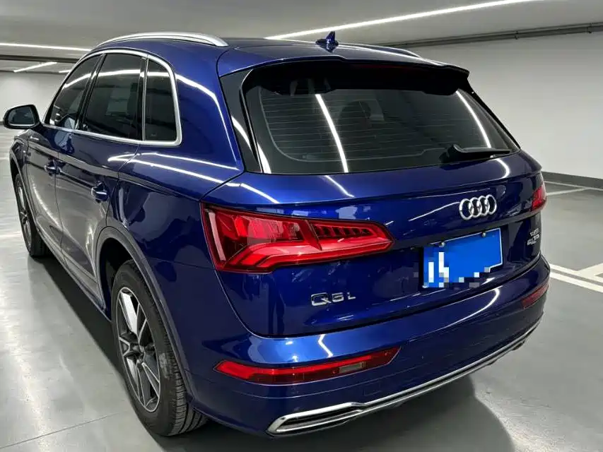 Audi Q5L 2019