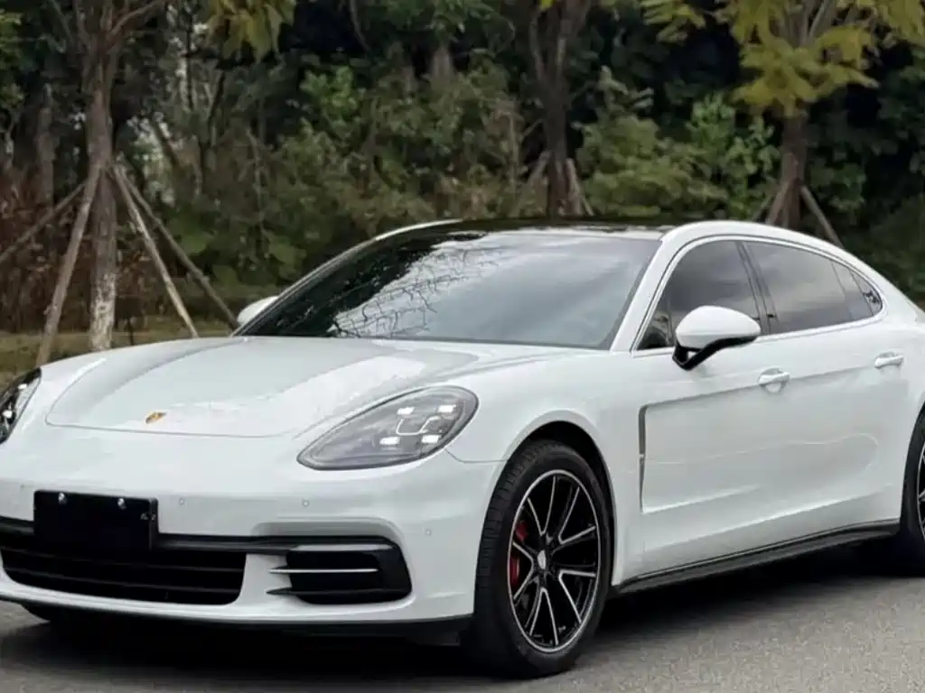 Porsche Panamera 2017 — фото 2