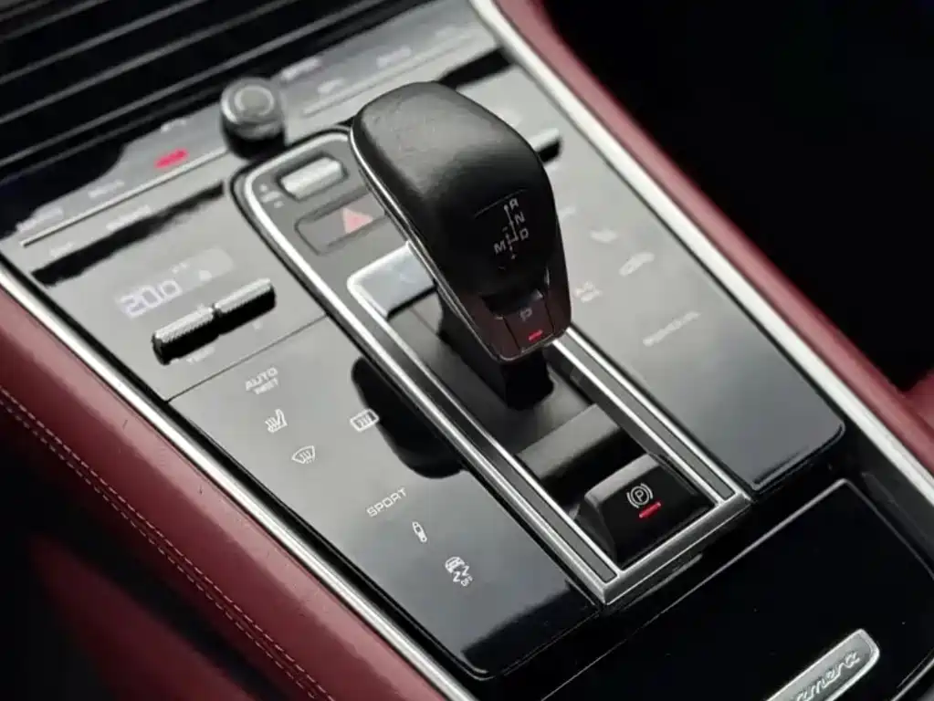 Porsche Panamera 2017 — фото 12