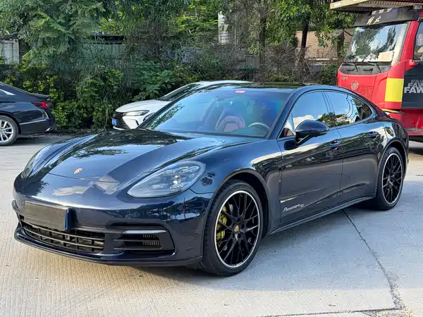 Porsche Panamera 2020