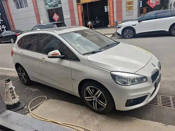 BMW 2 Series Station Wagon 2018
