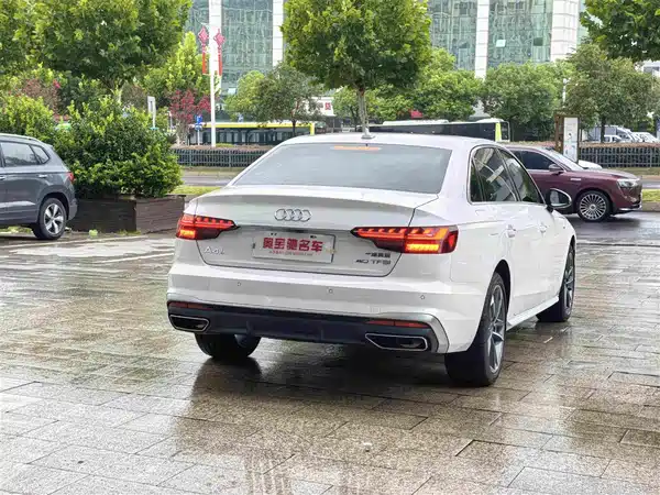 Audi A4L 2025