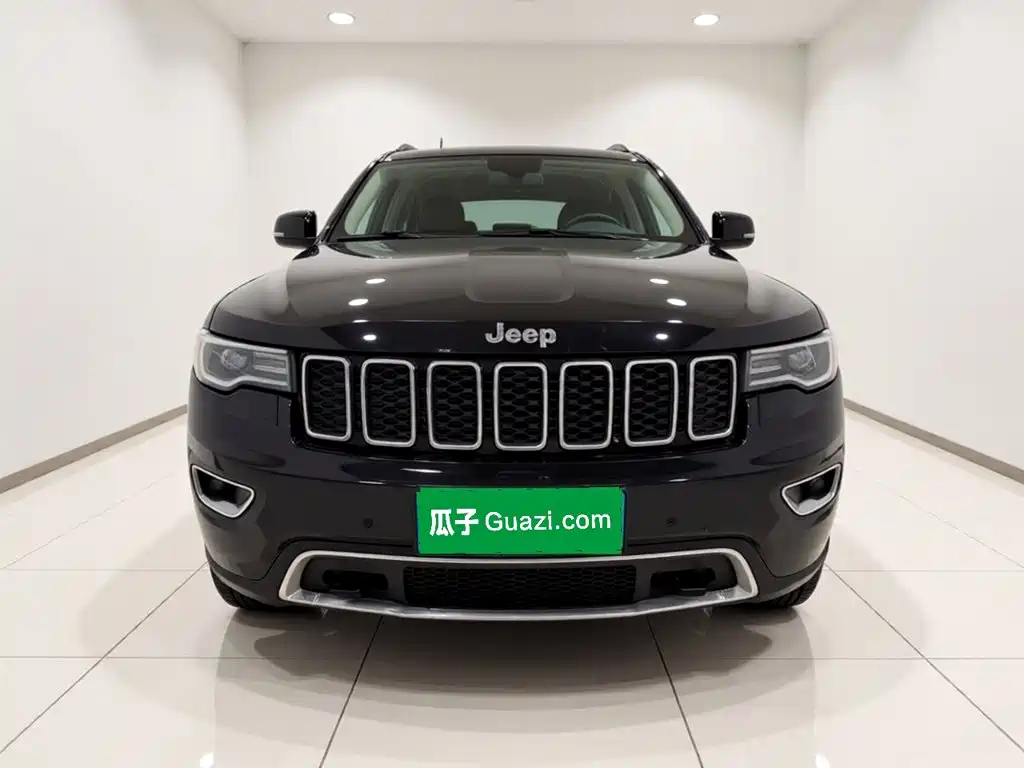 Jeep Grand Cherokee 2019 — фото 24
