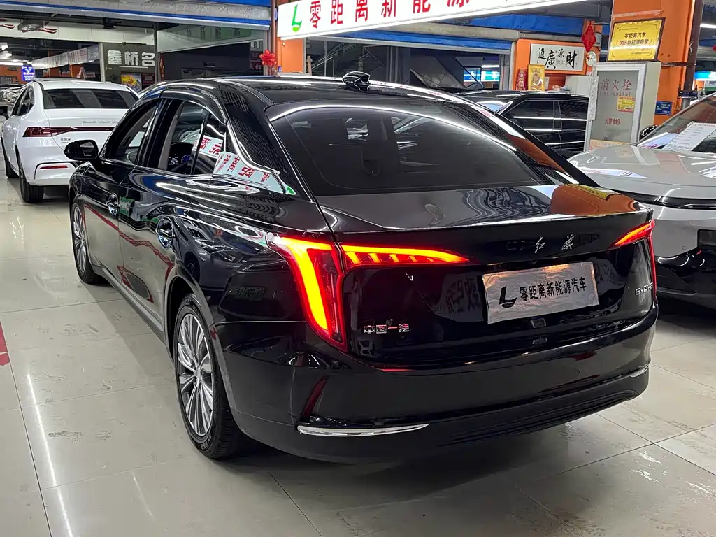 Hongqi E-QM5 2023 — фото 4