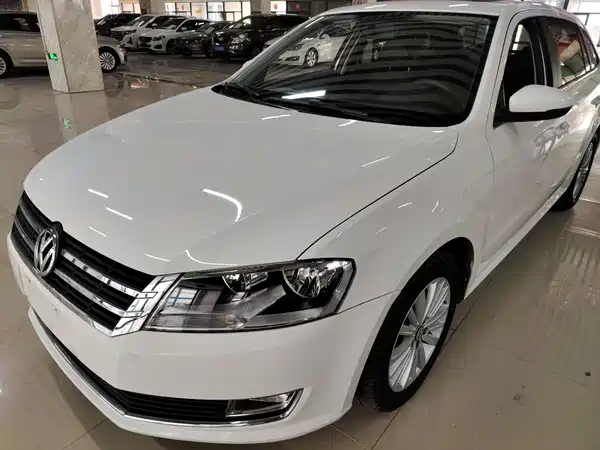 Volkswagen Gran Lavida 2015