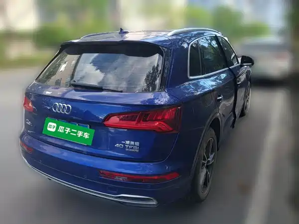 Audi Q5L 2021