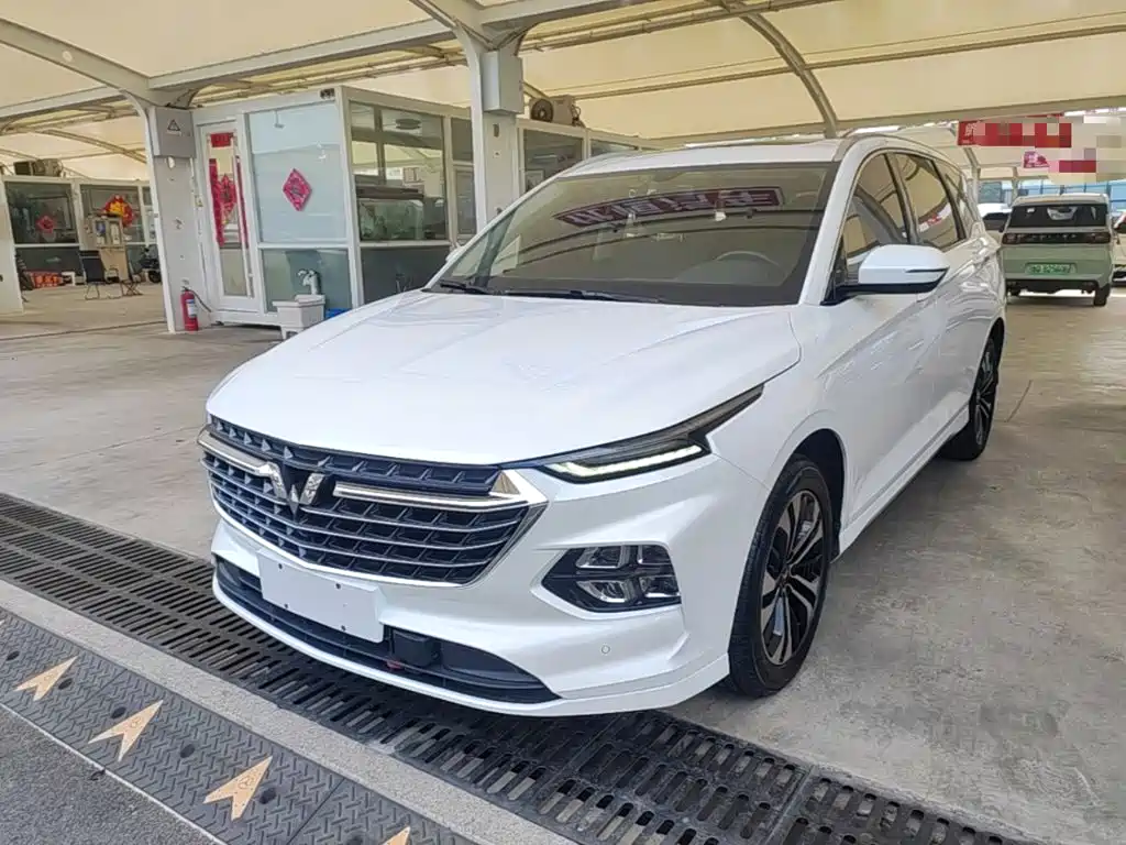 Wuling Victory 2021 — фото 1