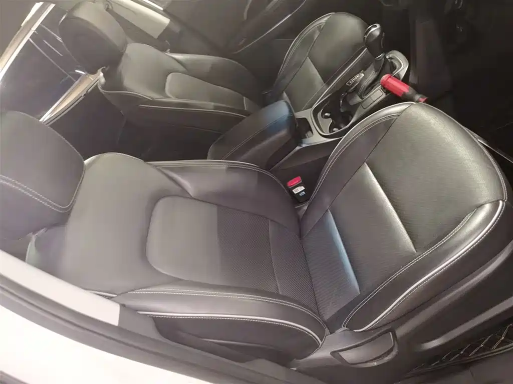 Hyundai Santa Fe 2018 — фото 4